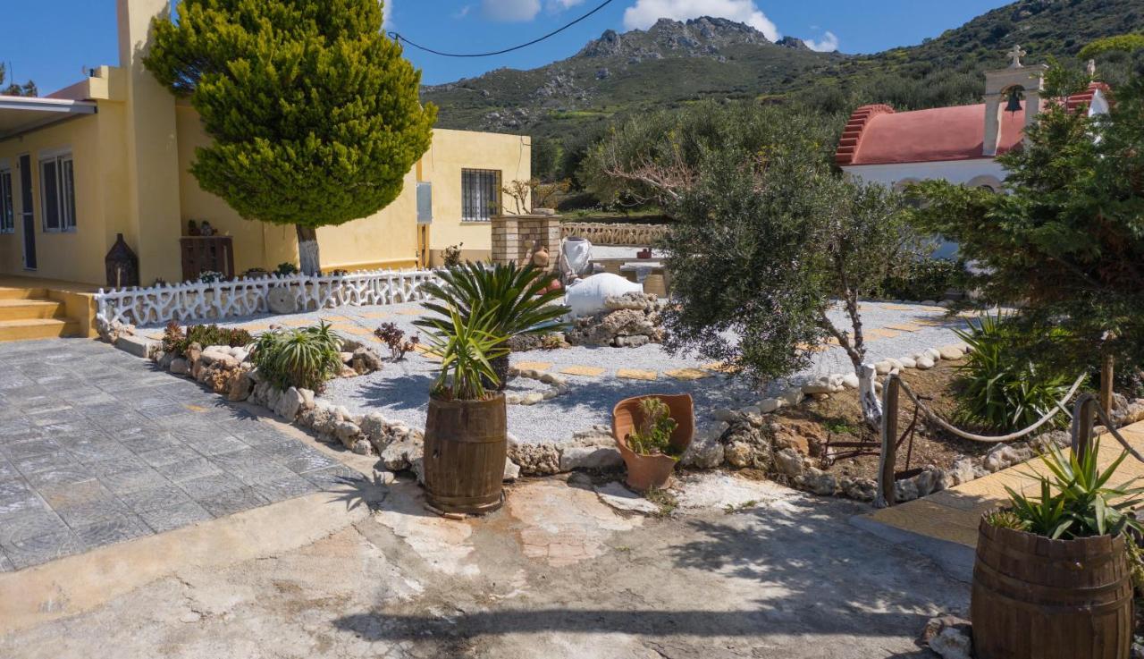 Athor Villa Sitia  Exteriör bild